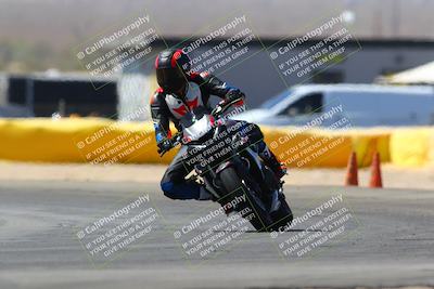 media/Mar-28-2022-Superbike Trackdays (Mon) [[b8603d0f67]]/Novice Group (1130am-12pm)/Turn 2/